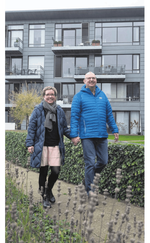 Vi fik trasket et par ture op ad havegangen førend fotografen var tilfreds