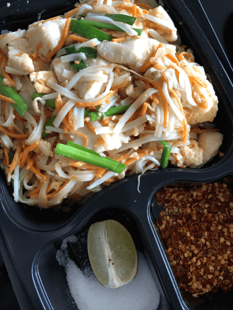Vi har spist padthai på havnekajen de sidste par dage
