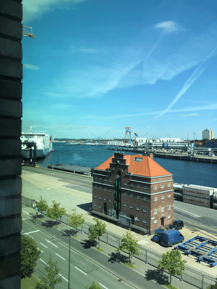 Udsigten fra vores hotelværelse i Kiel