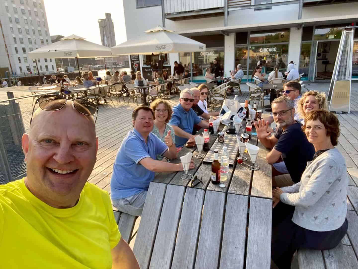 Da vi mødtes med gode venner fredag oplevede vi super god service hos Chicago Burger på havnepladsen i Odense