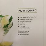 Portonic drink: 1 del hvid portvin, 2 dele tonic, isterninger, smag til med limesagt og pynt med mynte/citronmelisse
