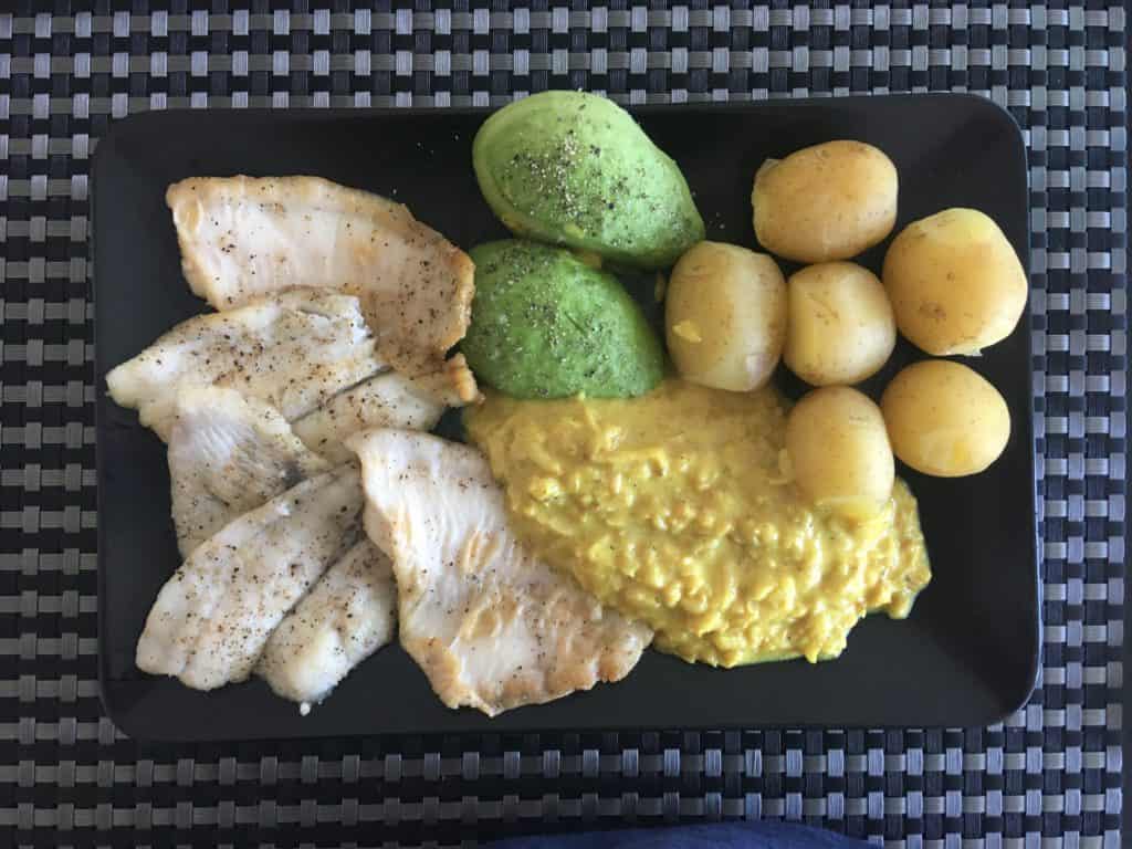 Fiskefileter med sellerisauce