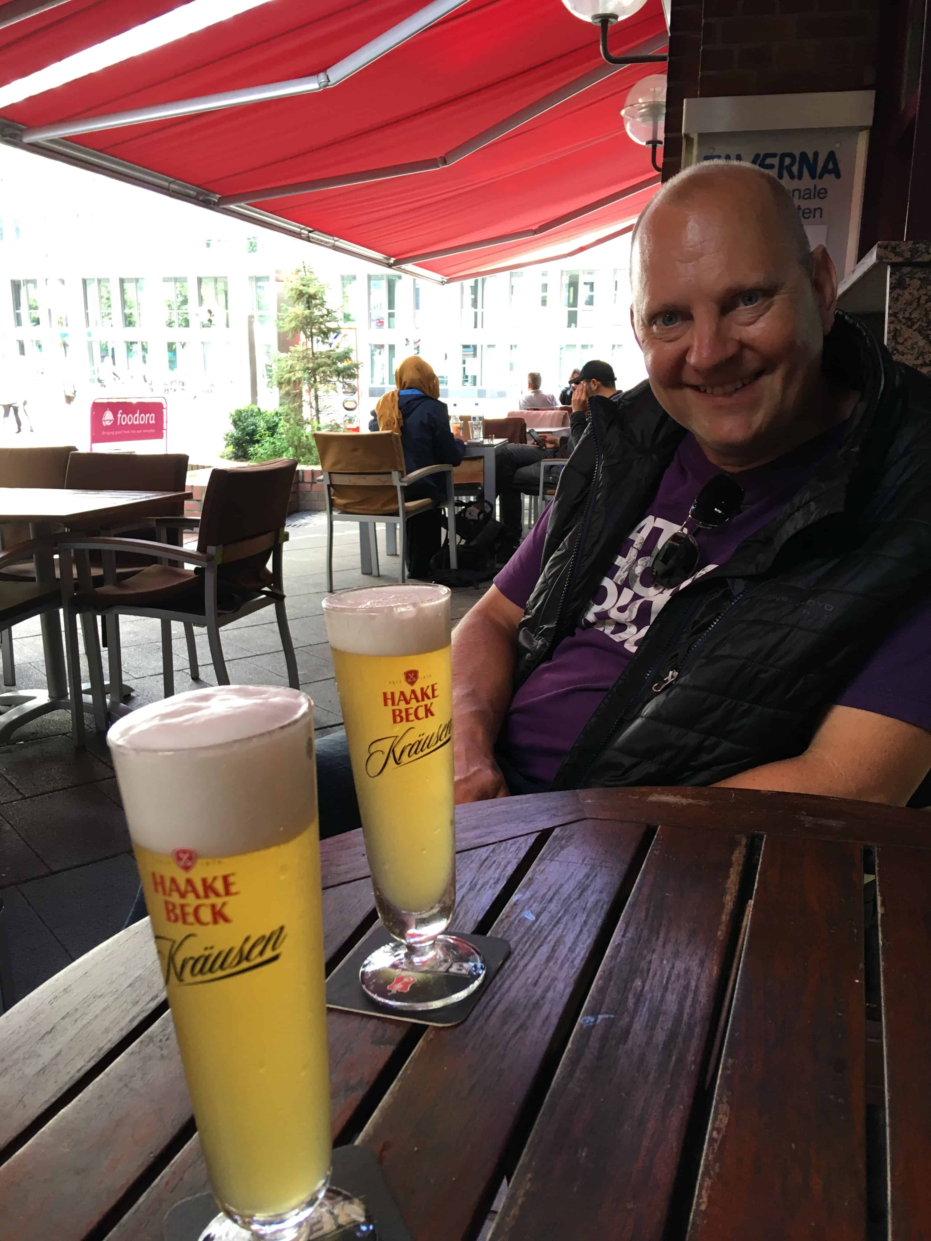 Øl med Mads i Bremen søndag eftermiddag